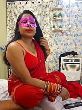 Snapshot of Queen_Anushka69 chatting on February 2025 05:18:02 PM Queen Anushka69 online show from February 2025 05:18:02 PM