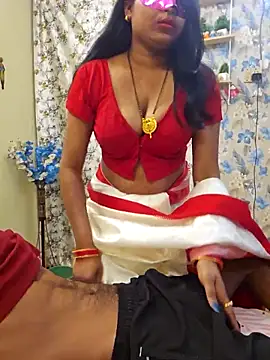 Snapshot of Queen_Anushka69 chatting on February 2025 07:06:01 PM Queen Anushka69 online show from February 2025 07:06:01 PM