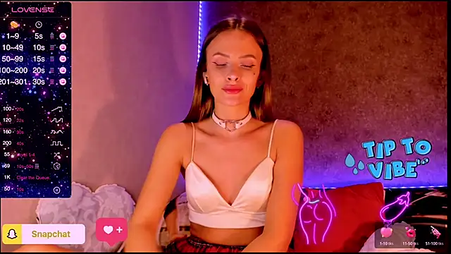 Snapshot of madina_taher chatting on February 2025 08:13:02 PM madina taher online show from February 2025 08:13:02 PM