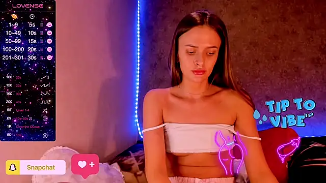 Snapshot of madina_taher chatting on February 2025 09:59:01 PM madina taher online show from February 2025 09:59:01 PM