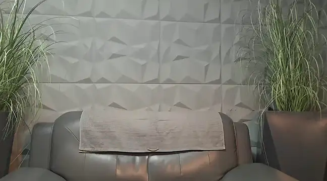 Antoniodiamond online show from December 2024 09:08:02 PM