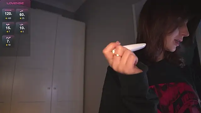 -JuicyMolly- online show from February 2026 05:41:01 PM