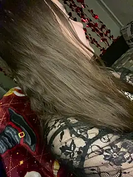 Var Kiss online show from February 2026 04:49:02 PM