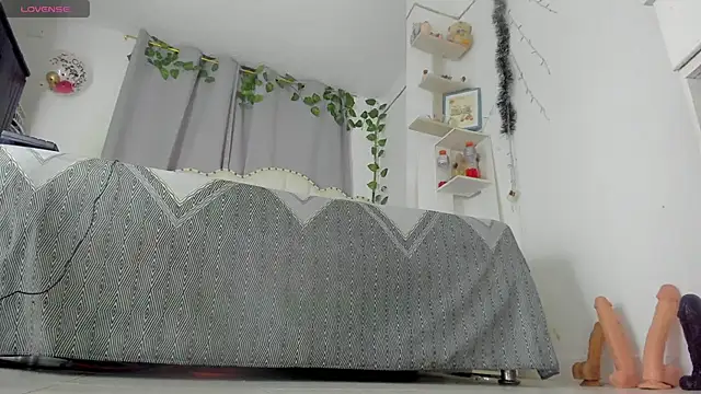 khalyn jenner online show from February 2025 10:58:01 PM