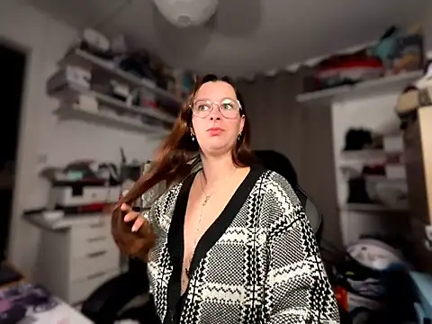 Snapshot of Amai_Live chatting on November 2025 04:56:01 AM Amai Live online show from November 2025 04:56:01 AM