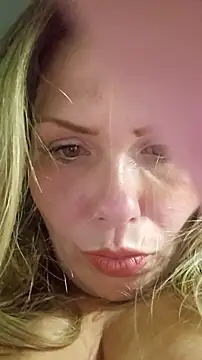 hollyg221 online show from October 2025 06:23:01 AM