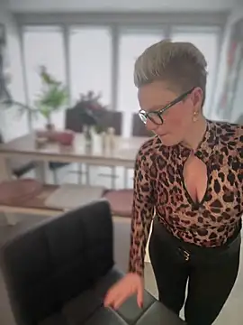 Snapshot of German_Milf chatting on February 2025 01:59:01 PM German Milf online show from February 2025 01:59:01 PM