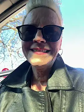 Snapshot of German_Milf chatting on March 2025 04:04:02 PM German Milf online show from March 2025 04:04:02 PM
