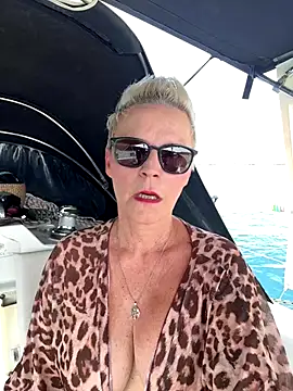 Snapshot of German_Milf chatting on September 2025 10:48:01 AM German Milf online show from September 2025 10:48:01 AM