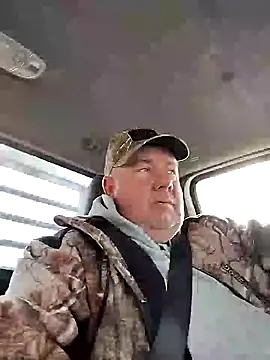 lawndad79 online show from December 2024 06:28:01 PM