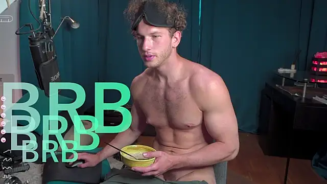 Snapshot of VIktorSecret chatting on April 2026 04:19:01 AM VIktorSecret online show from April 2026 04:19:01 AM