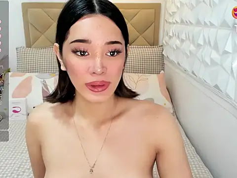 TsHeartXxx online show from April 2026 06:03:02 AM