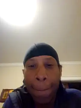 Snapshot of Vybezmaster chatting on November 2025 10:37:02 PM Vybezmaster online show from November 2025 10:37:02 PM