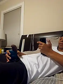 Snapshot of Vybezmaster chatting on November 2025 05:07:01 AM Vybezmaster online show from November 2025 05:07:01 AM