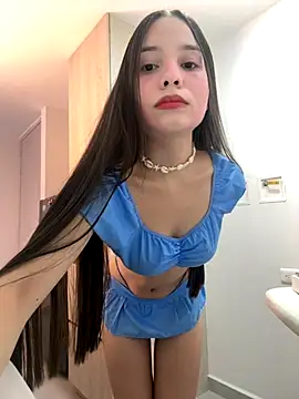 MiaJacksonn online show from October 2025 05:45:02 PM