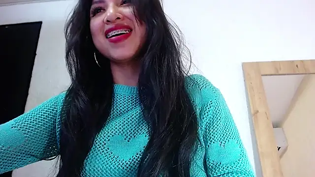 Snapshot of Sweet_baby_hellen chatting on December 2024 10:02:01 AM Sweet baby hellen online show from December 2024 10:02:01 AM