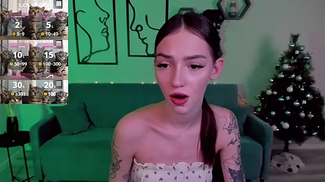 SophieCatty online show from January 2025 01:53:01 PM