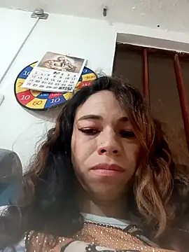 Snapshot of ZulyMichels chatting on January 2025 05:34:01 PM ZulyMichels online show from January 2025 05:34:01 PM