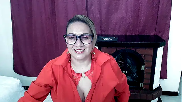 Snapshot of yayita_mature chatting on January 2025 03:51:01 PM yayita mature online show from January 2025 03:51:01 PM