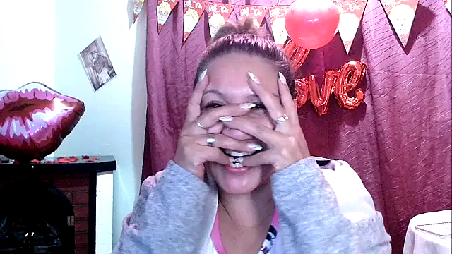 Snapshot of yayita_mature chatting on February 2025 12:52:02 AM yayita mature online show from February 2025 12:52:02 AM