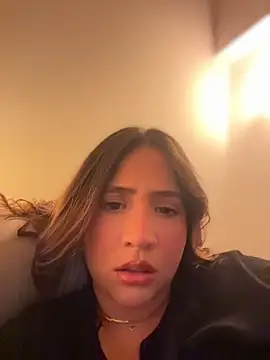 marcimaa online show from April 2026 11:54:02 PM