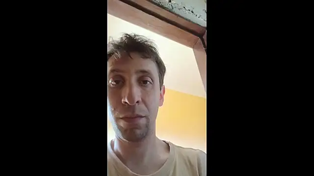 Snapshot of White_rabbit_ chatting on May 2026 04:37:01 PM White rabbit online show from May 2026 04:37:01 PM
