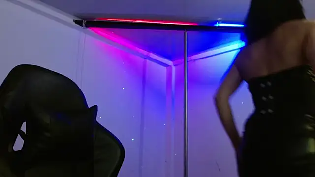 Martina1369 online show from April 2026 07:33:02 PM