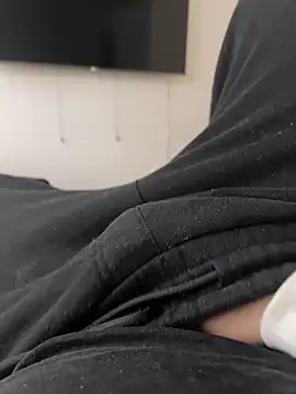 Krasavzi online show from February 2025 08:27:02 AM