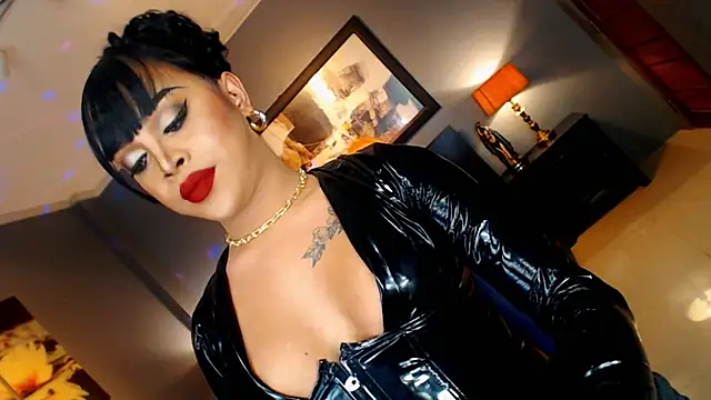 MarryQueen22 online show from November 2025 12:54:01 AM