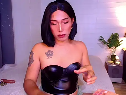 MissMagdalena online show from November 2025 05:24:02 PM