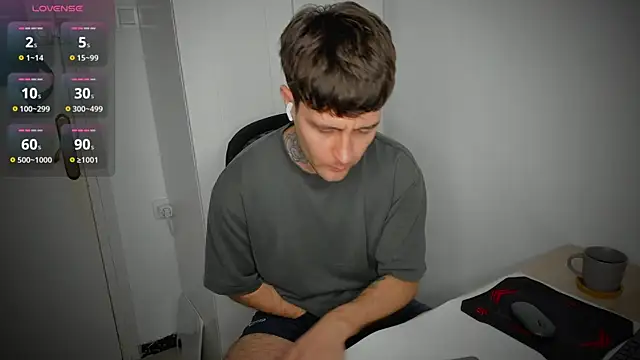 HonestAndrew online show from April 2026 06:51:02 AM