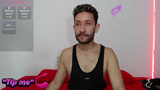 Snapshot of marlon_shawn chatting on October 2025 05:29:01 AM marlon shawn online show from October 2025 05:29:01 AM