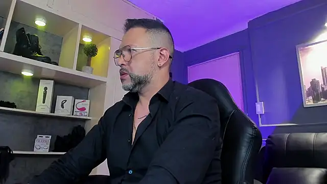 MrFrank tattoo online show from January 2026 12:41:01 PM