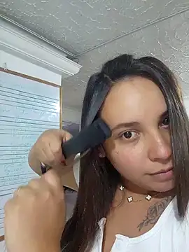 LizzRouse online show from November 2025 07:36:02 PM