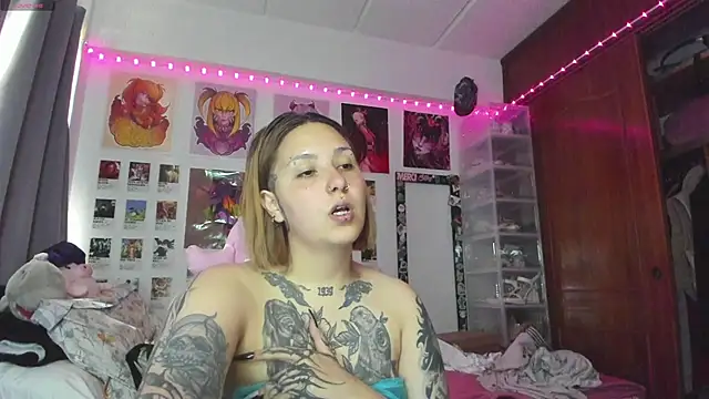 Snapshot of Jessie_williams chatting on December 2025 04:48:01 PM Jessie williams online show from December 2025 04:48:01 PM