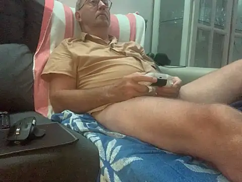 Nudelschwanz online show from October 2025 05:46:01 AM