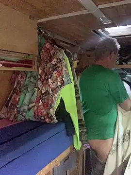 Nudelschwanz online show from March 2026 06:50:01 AM