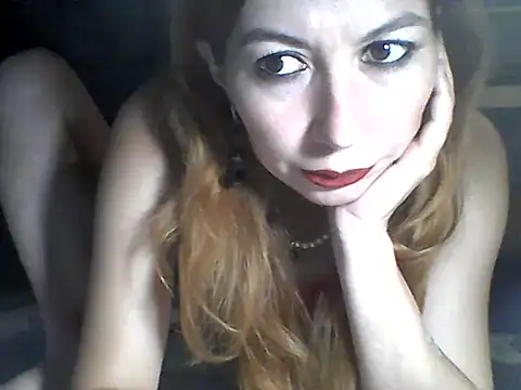 Snapshot of Olesja chatting on June 2026 07:38:02 PM Olesja online show from June 2026 07:38:02 PM