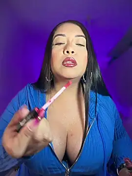 Snapshot of cami_ortiz__ chatting on April 2026 05:16:01 AM cami ortiz online show from April 2026 05:16:01 AM
