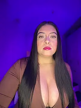 Snapshot of cami_ortiz__ chatting on July 2026 05:32:02 AM cami ortiz online show from July 2026 05:32:02 AM