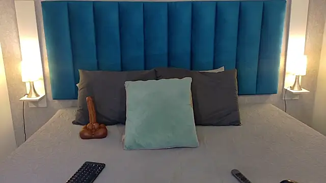 Snapshot of Madisonsmiith chatting on June 2026 08:22:02 PM Madisonsmiith online show from June 2026 08:22:02 PM