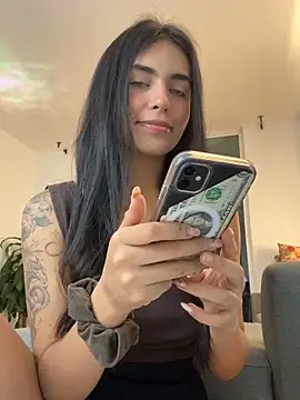 DaphneUwu online show from March 2026 01:44:02 AM