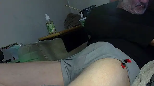 Snapshot of mike30nbg chatting on June 2026 09:24:01 PM mike30nbg online show from June 2026 09:24:01 PM