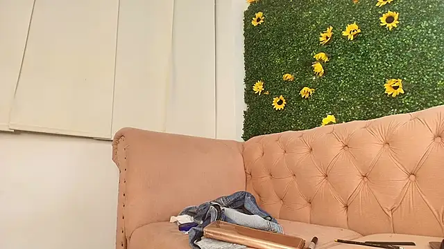 kristyl paez online show from March 2025 07:48:01 PM