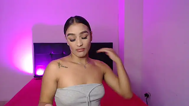 GiltRosebush online show from February 2025 10:10:02 PM