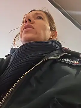 Lina lou4 online show from February 2026 09:41:01 AM