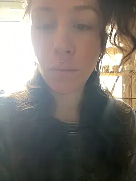 SuzieWanKenobi online show from October 2025 12:50:01 PM