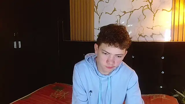 Snapshot of cruz_dante chatting on March 2026 07:17:01 PM cruz dante online show from March 2026 07:17:01 PM