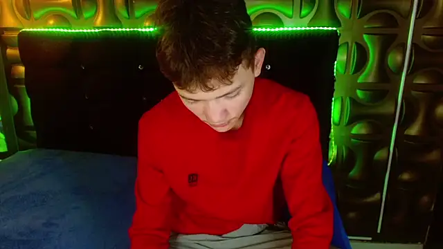 Snapshot of cruz_dante chatting on March 2026 07:09:01 PM cruz dante online show from March 2026 07:09:01 PM