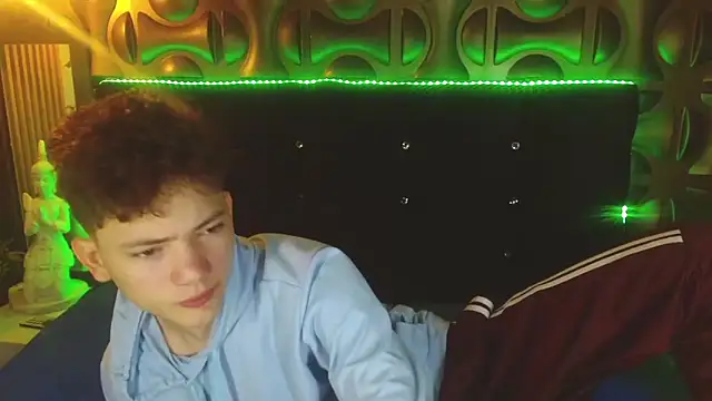 Snapshot of cruz_dante chatting on April 2026 07:10:01 PM cruz dante online show from April 2026 07:10:01 PM